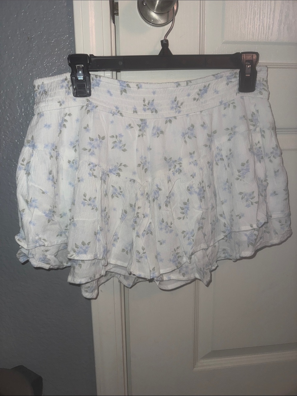 White Floral Ruffle Mini Skirt